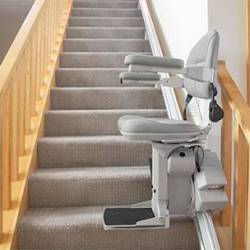 stair-lift-bruno-elite-straight-on-stairs-406x-304_2