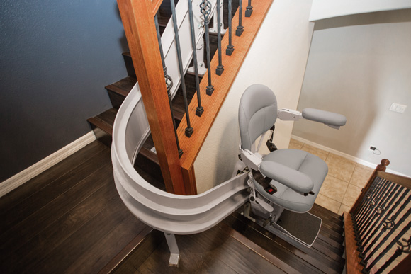 bruno-elite-curved-stairlift